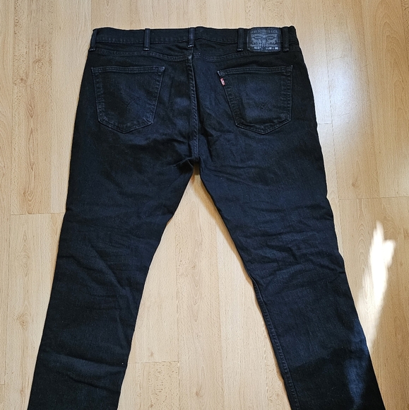 Levi's 511 Slim Line 8 Jeans, Size 38 x 30, Black color - Picture 3 of 4